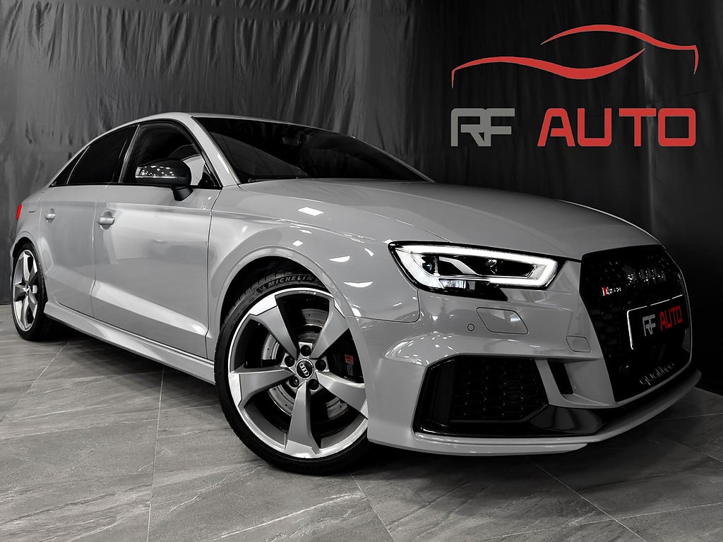 Audi RS3 Sedan 2.5 TFSI Cockpit B&O CarPlay Svensksåld 400hk
