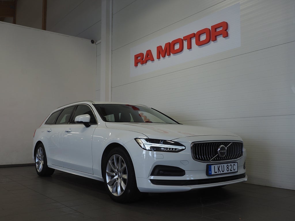 Volvo V90 D4 Geartronic Momentum Advanced Edition Drag Navi VOC 2021