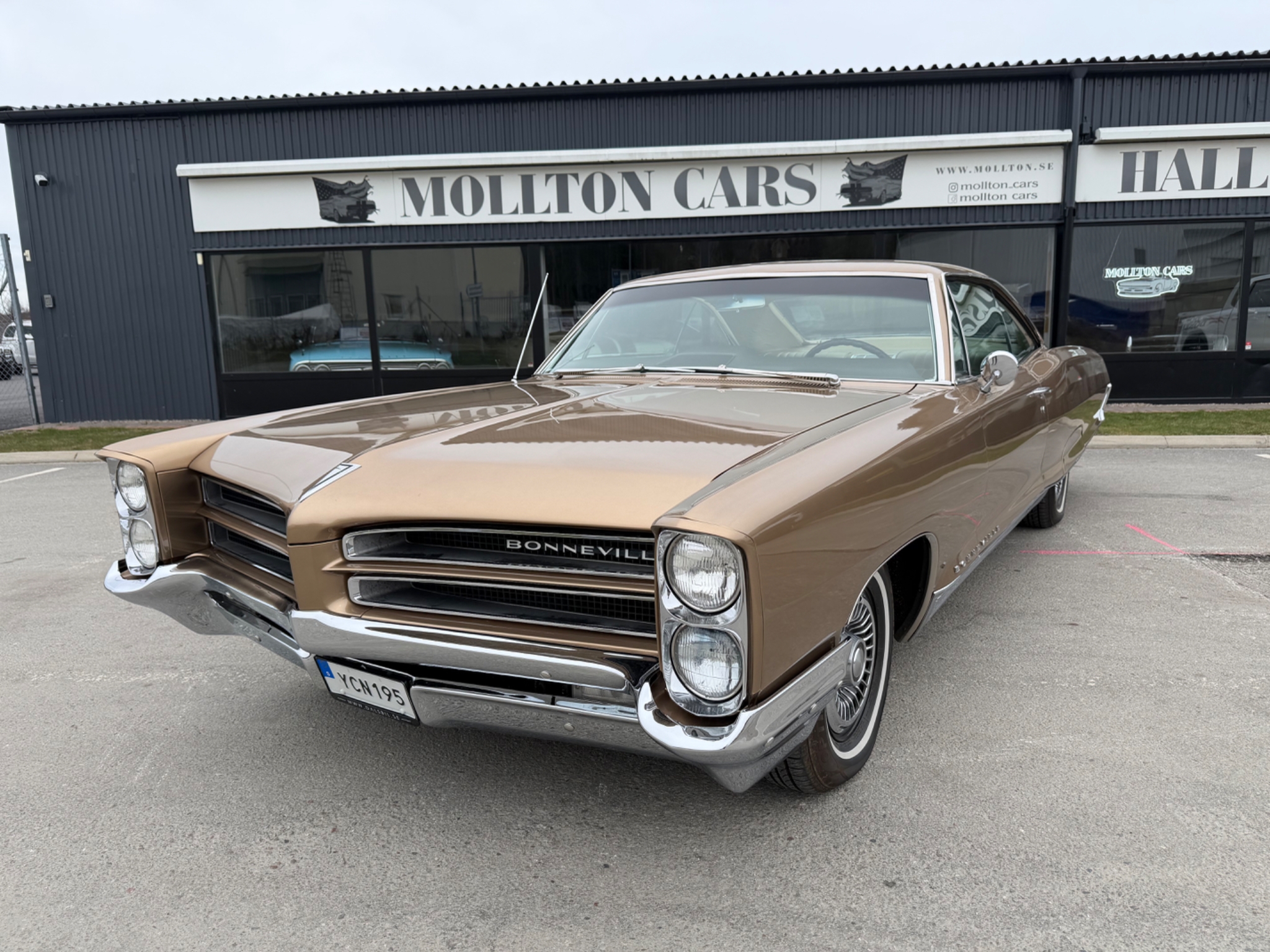 Pontiac Bonneville CONVERTIBLE 1965, photo 6/20