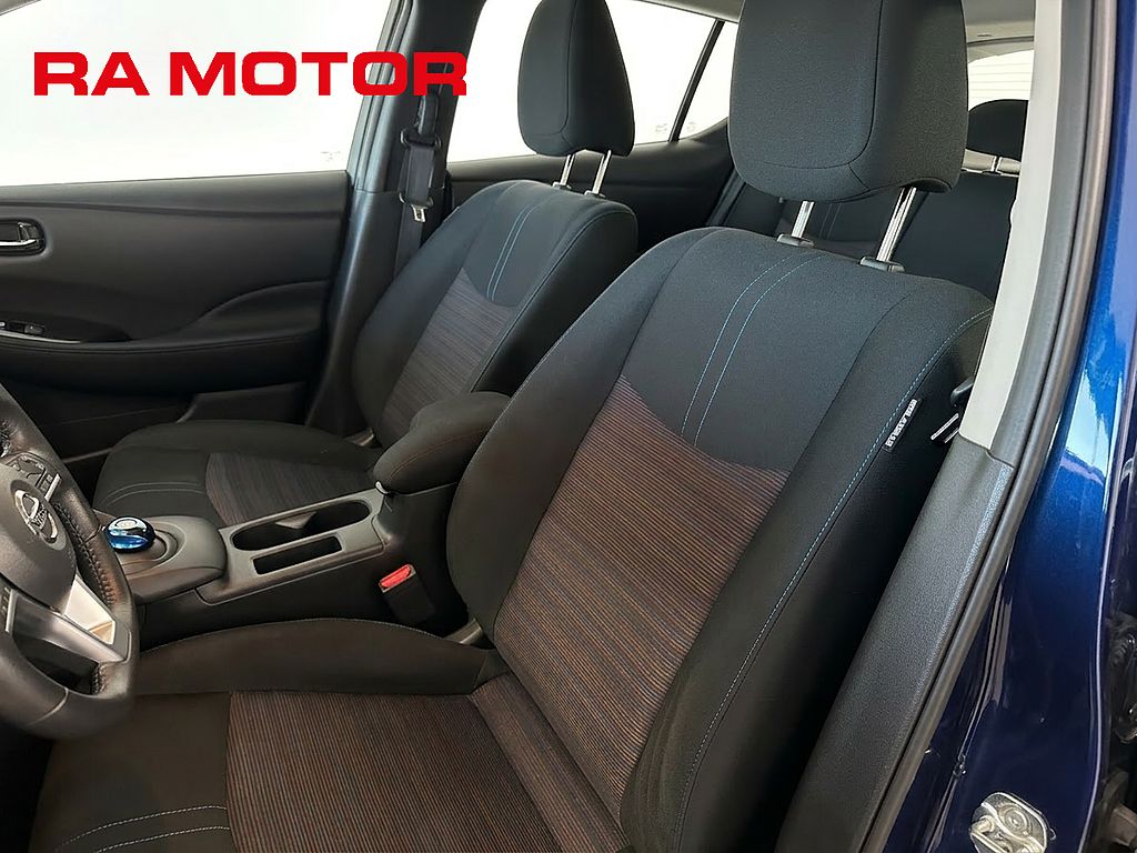 Nissan Leaf 40 kWh 150hk Acenta | Backkamera | Rattvärme | 2023