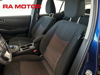 Halvkombi Nissan Leaf 11 av 15