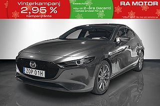 Halvkombi Mazda 3 1 av 24