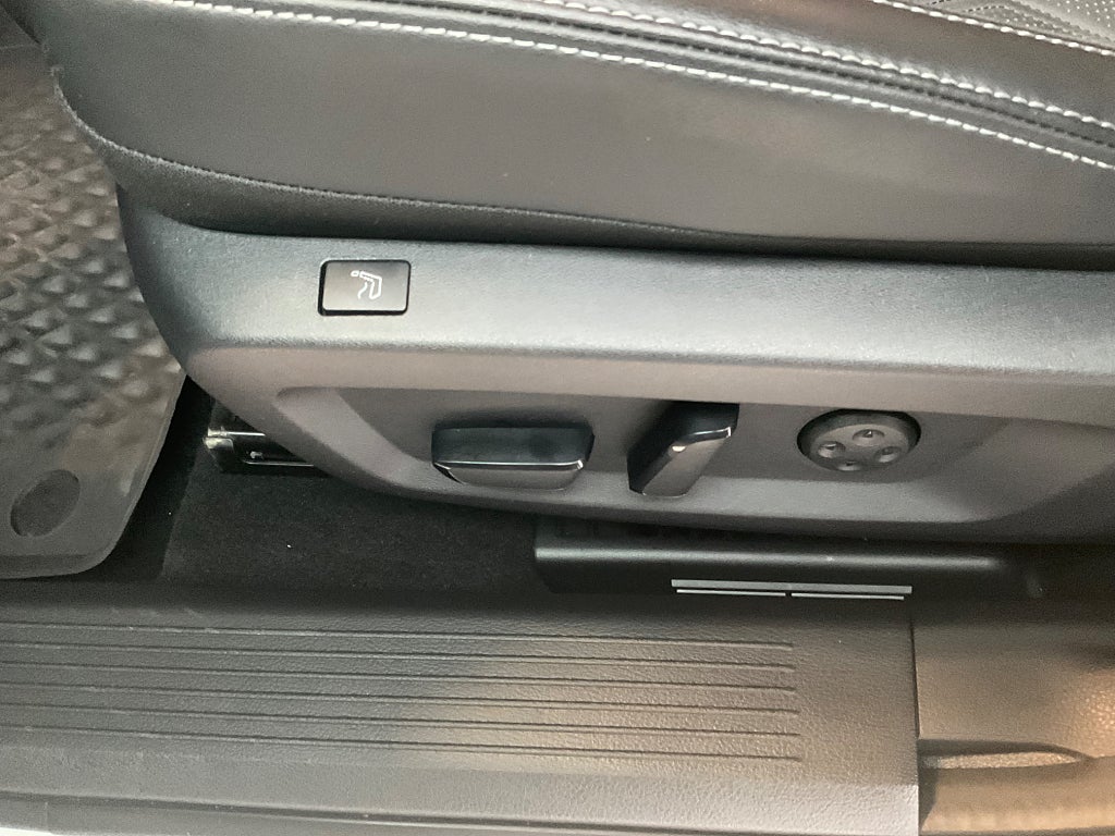 Nissan Qashqai 2024 - miniatyr 9