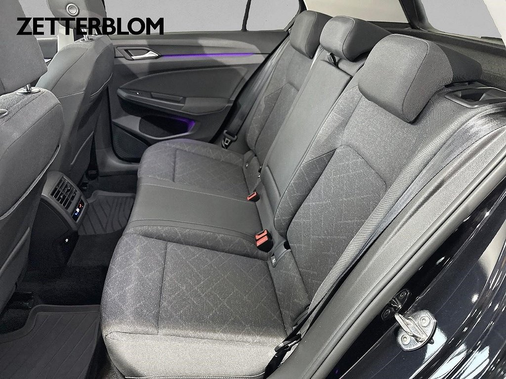 Halvkombi Volkswagen Golf 25 av 27