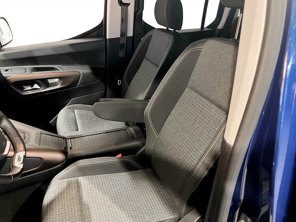 Bild på Peugeot Rifter GT 50kWh 136hk Aut L1 KAMPANJRÄNTA 3,99%