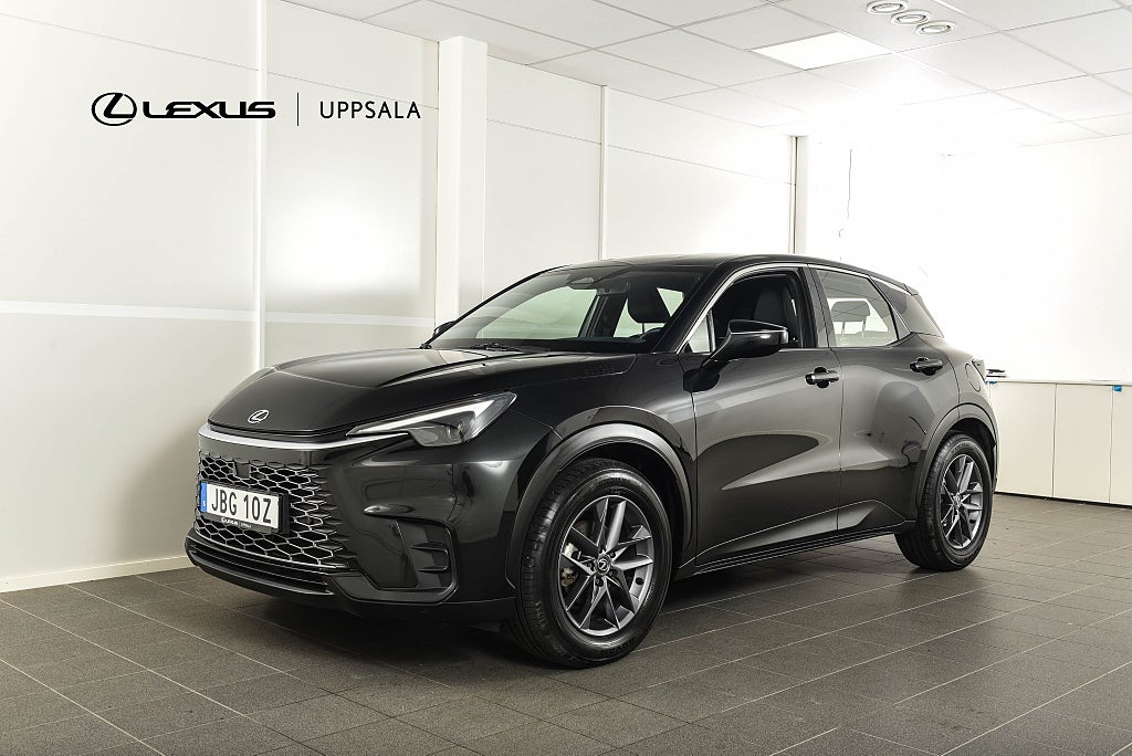 Lexus LBX 1.5 E-CVT Adaptiv Farthållare Backkamera Rattvärme