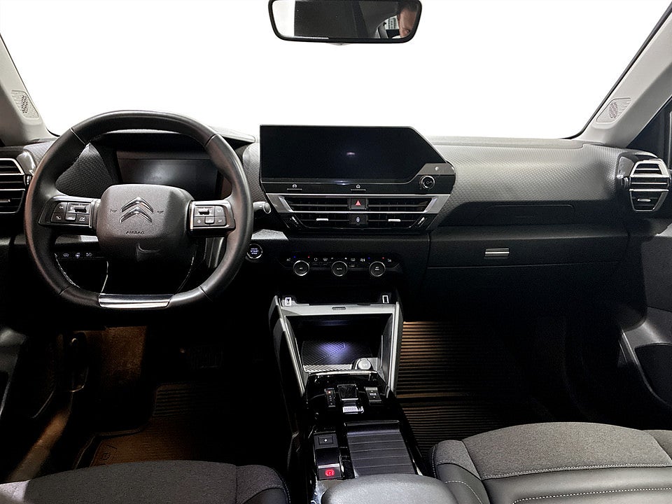 Bild på Citroën e-C4 Shine 50kWh 136hk Aut B-KAMERA CARPLAY