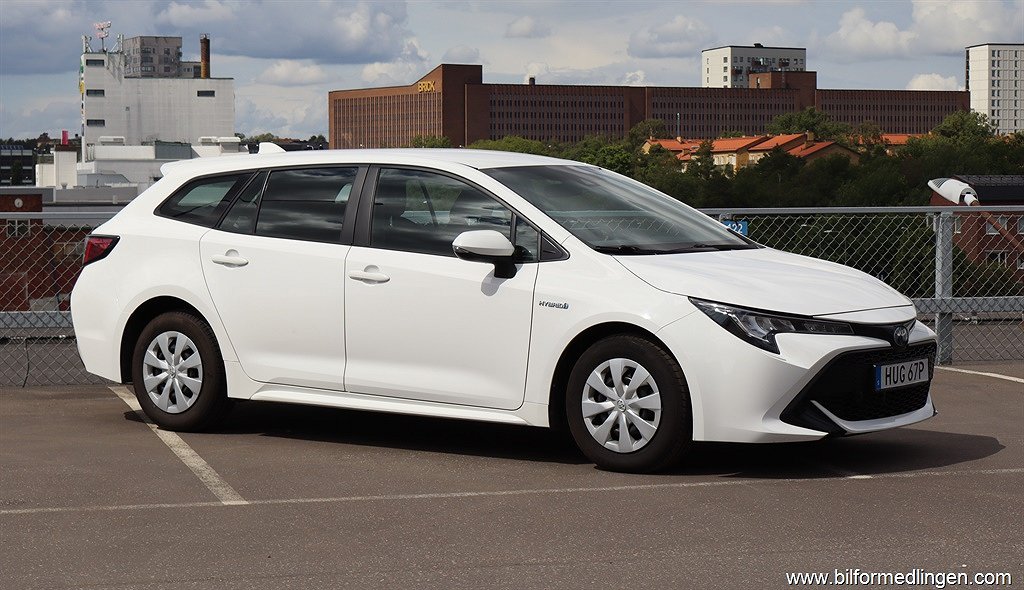 Toyota Corolla 1.8 Hybrid Touring Sports 122hk Life Värmare