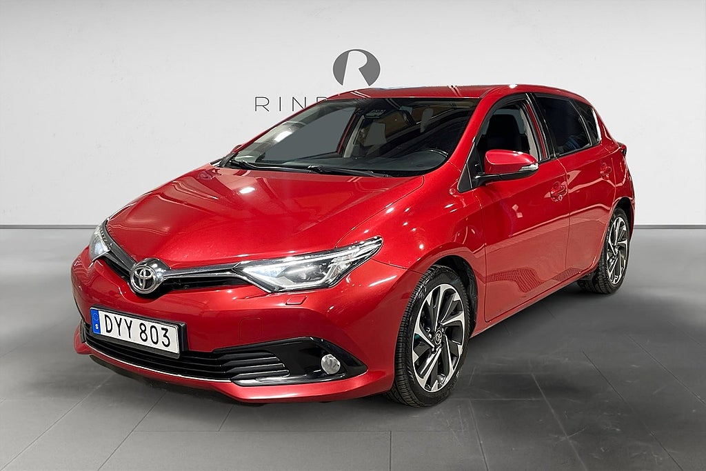 Toyota Auris 1.2 116 HK B-KAMERA 0.49L/MIL 822KR/ÅR NYBES 17"