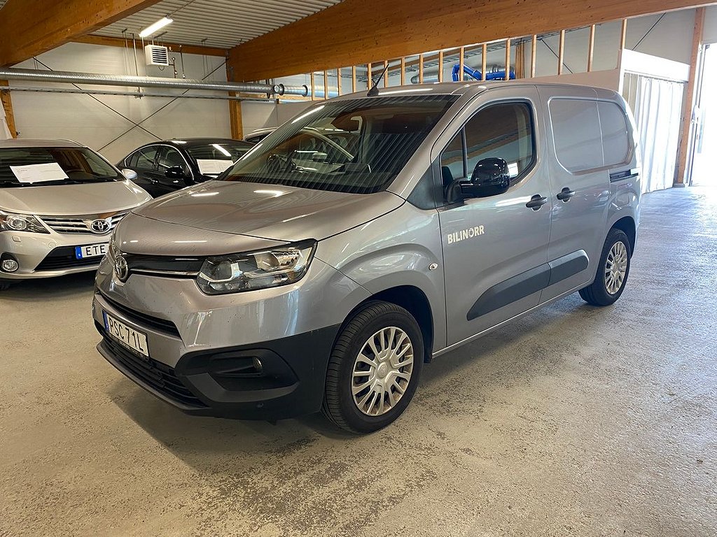 Toyota ProAce City 1.5D 130hk Automat Comfort Vinterhjul