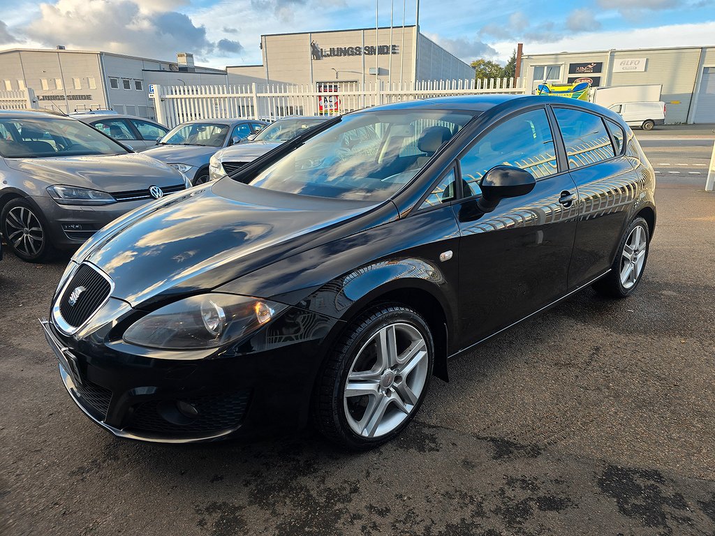 Seat Leon 1.6 TDI Style 1 Års Garanti 0% RÄNTA 36MÅN