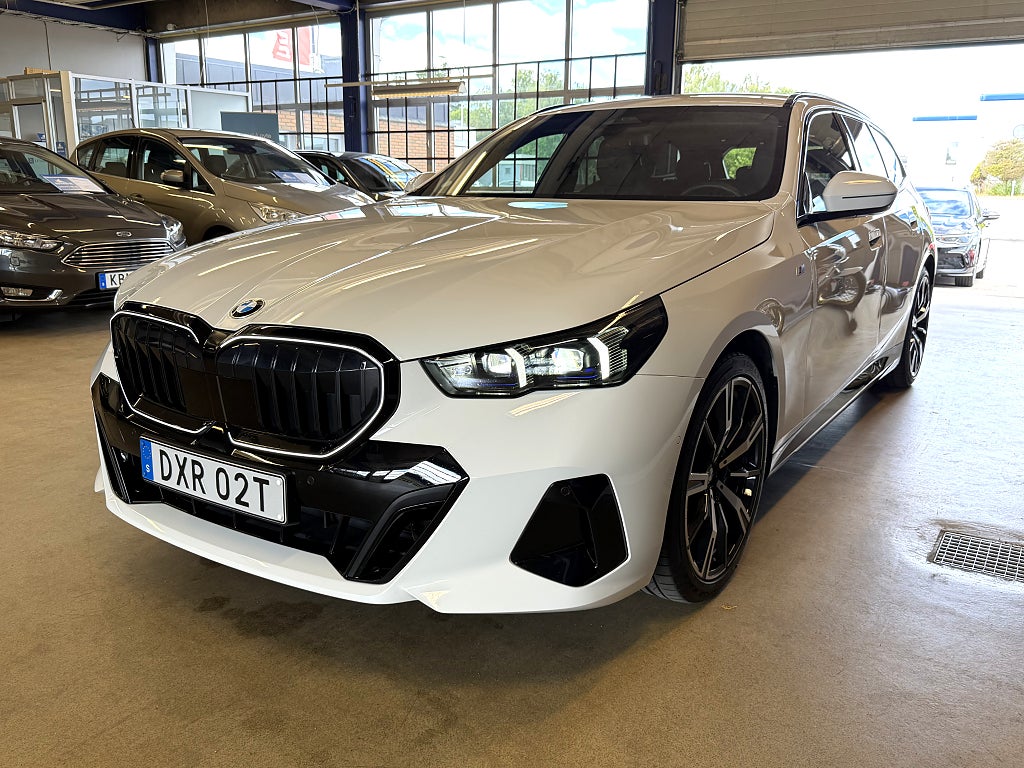 BMW 520d xDrive Touring Steptronic M-Sport Svartoptik /Drag/Värm