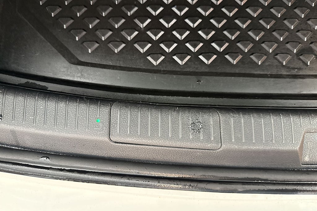 Volkswagen Golf 5-dörrar 2.0 TDI DPF 4Motion Drag Värmare Kamera V-hjul miniatyr 14
