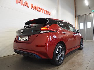Halvkombi Nissan Leaf 6 av 21
