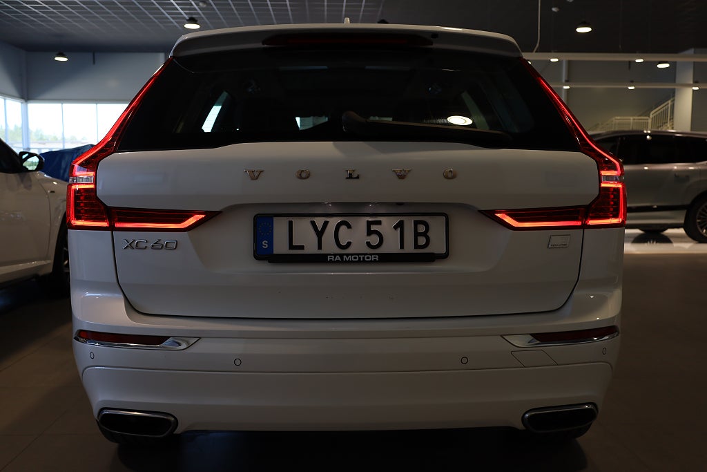 Volvo XC60 Recharge T8 AWD Inscription Orrefors Pano H&K 360° 2021