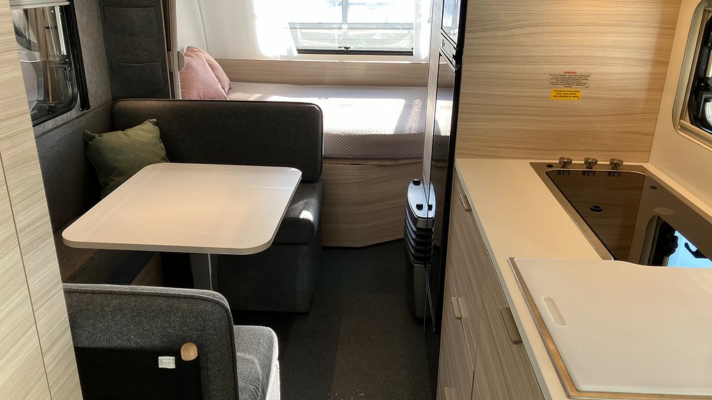 Adria Altea 542 PK / 3-våningsäng / 2,295.- / mån - Adria