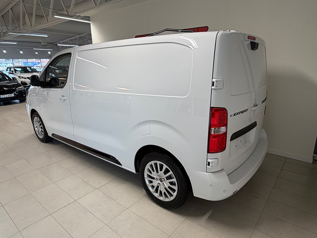Peugeot e-Expert PLUS L2 75kWh Kampanjpris thumbnail