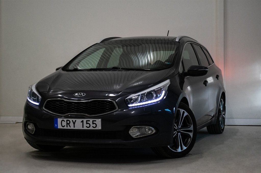 Kia Cee´d SW 1.6 CRDi Comfort Pano Navi B-kamera 128hk