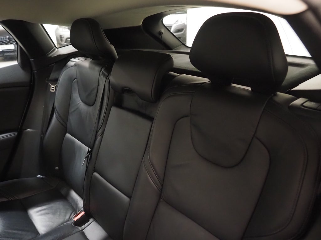 Volvo V40 D3 Geartronic Summum Drag Kamera D-Värm Skinn 2014