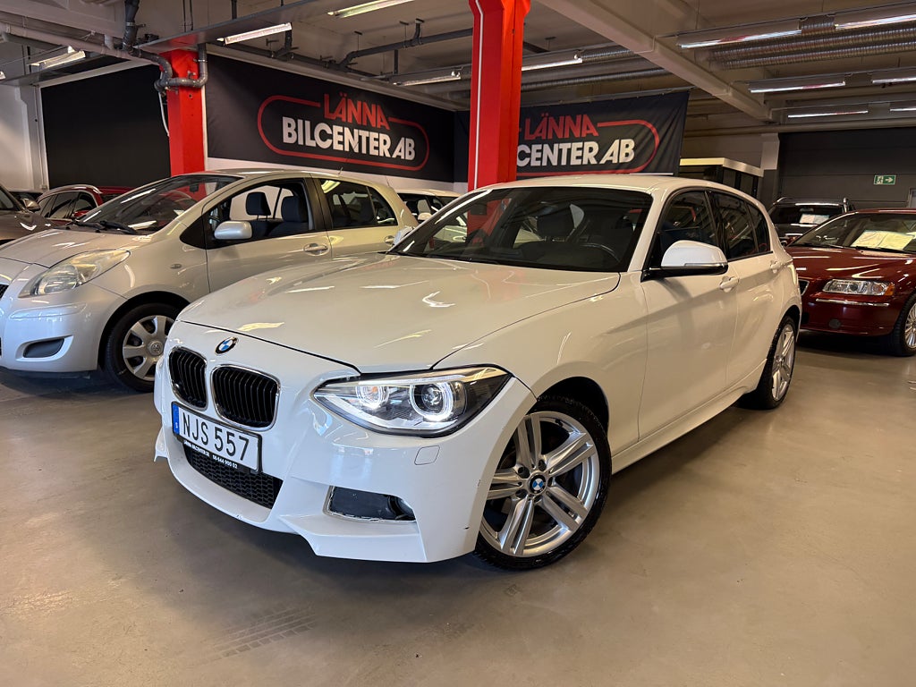 BMW 120D xDrive M Sport PDC Harman/Kardon Ny servad Låg års