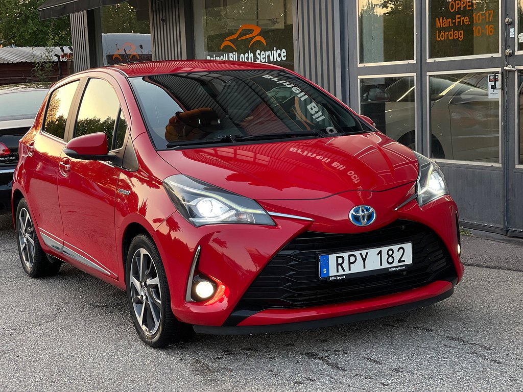 Toyota Yaris Hybrid e-CVT Executive Euro 6