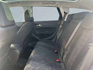 Peugeot 308 sw 1.2 PureTech 130 Allure Drag Mvärme Panorama S&V-däck – bild 13
