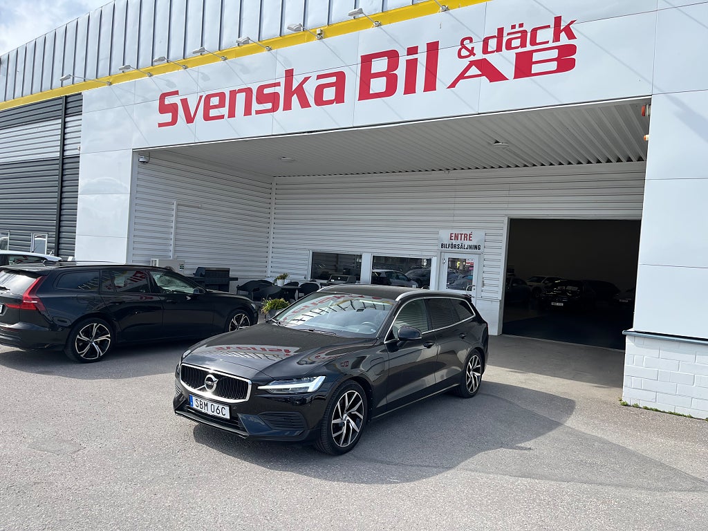Volvo V60 LADDHYBRID T6 AWD AUT Momentum (2.99% Ränta)