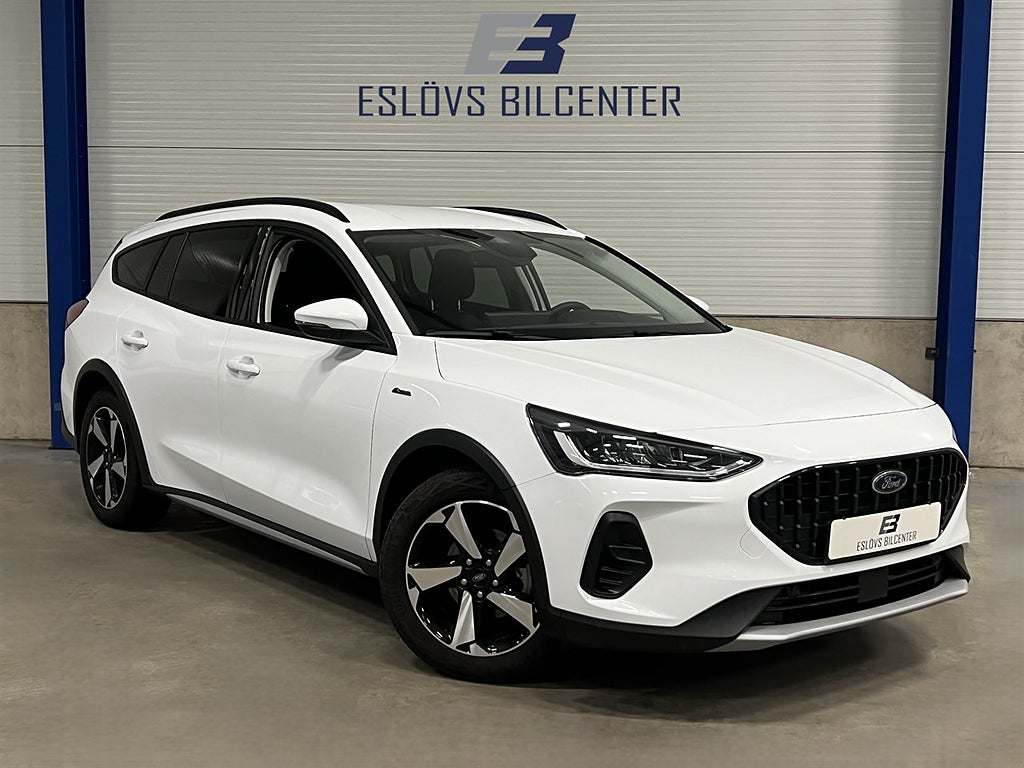 Ford Focus Kombi 1.0 125 HK / Active / Business / Navi /