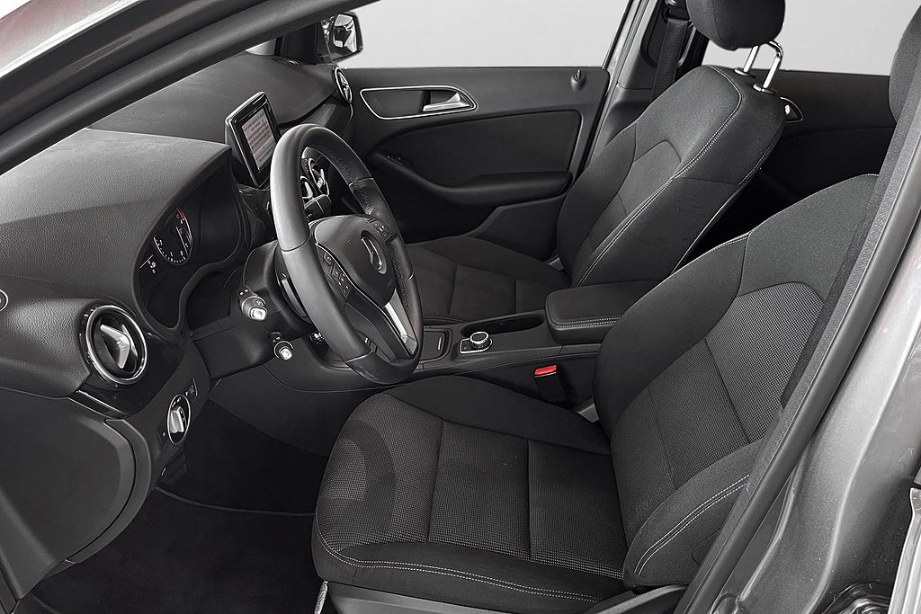 Mercedes-Benz B 2013 - miniatyr 5