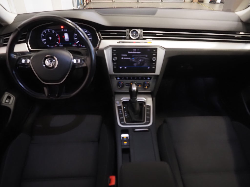 Volkswagen Passat SC TSI 150hk DSG |Cockpit|Drag|Backkamera| 2018