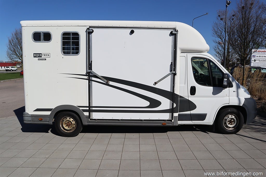Peugeot Boxer 2.2 HDi Equi-Trek Hästbil Hästtransport Svensksåld