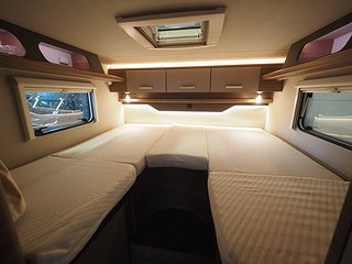 Husbil-integrerad Knaus L!ve I 700 MEG 8 av 20
