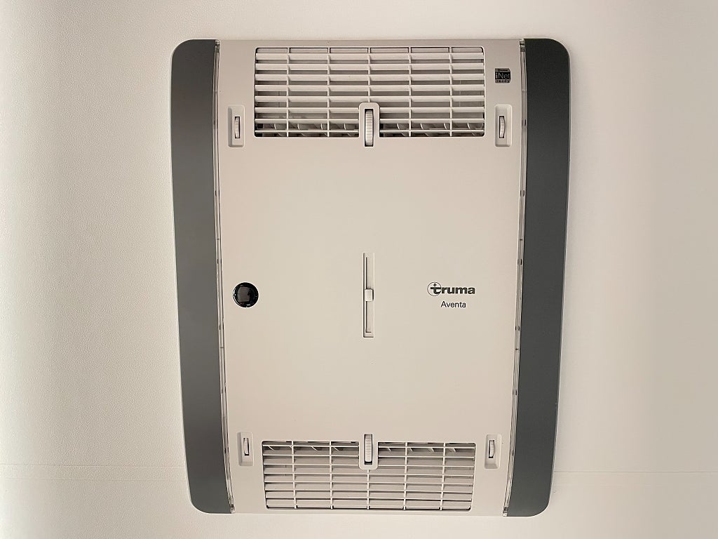 Adria Alpina 663 HT / AC / ALDE / Markis / Frontkök  - Adria