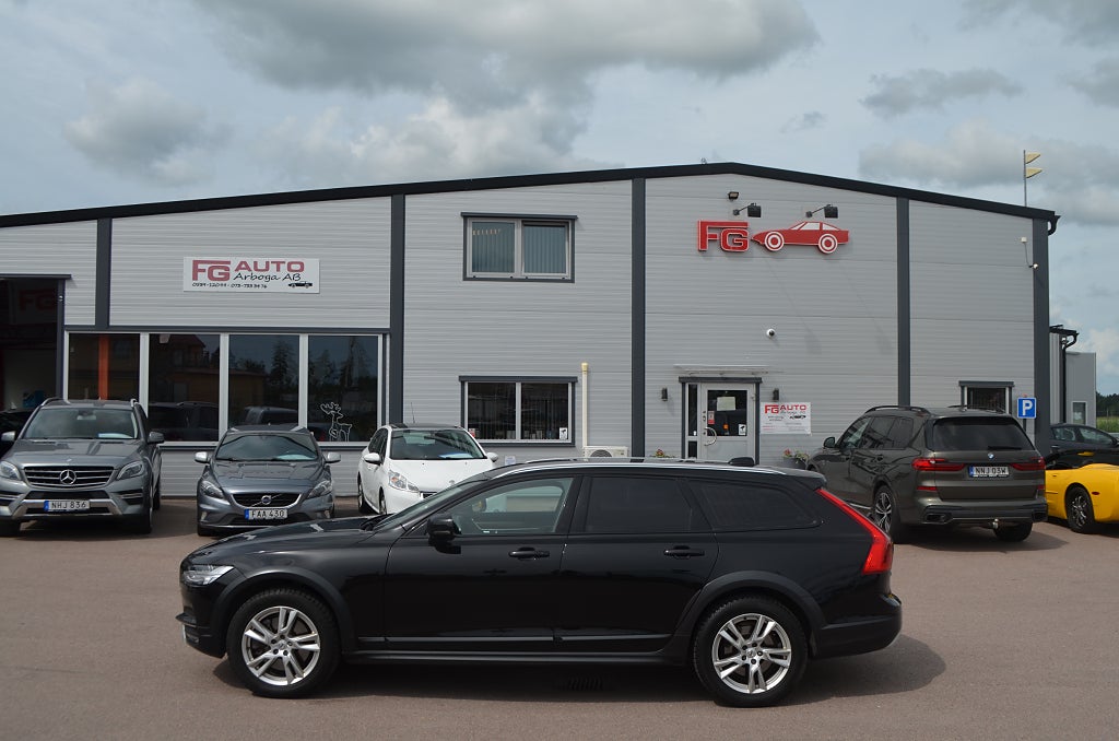 Volvo V90 Cross Country D4 AWD Advanced SE 190 hk VOC Drag Navi Euro 6 *3.45%*