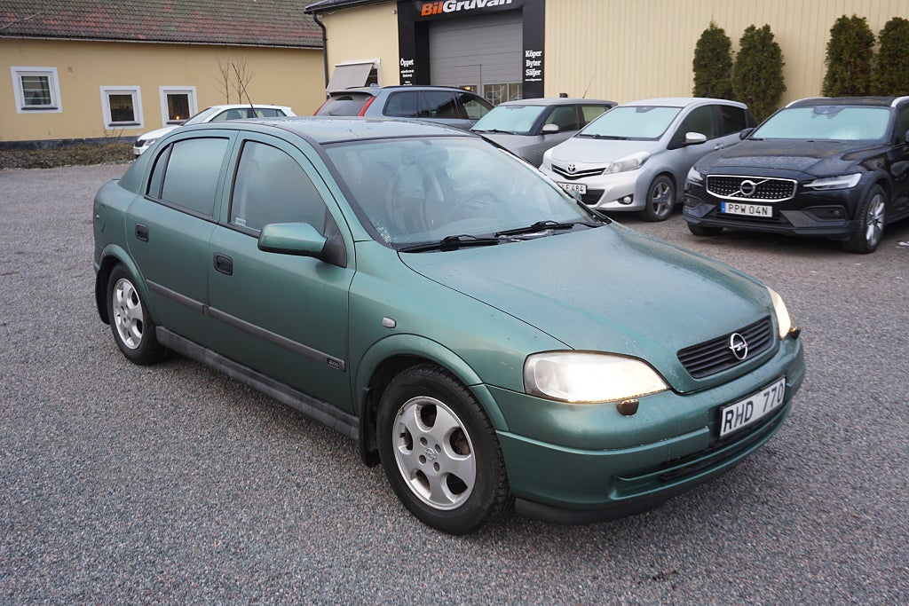 Opel Astra 5-dörrar 1.6i 15.000 mil