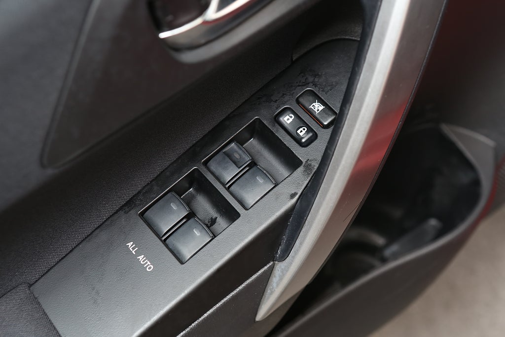 Toyota Auris Touring Sports Hybrid e-CVT Executive 2015