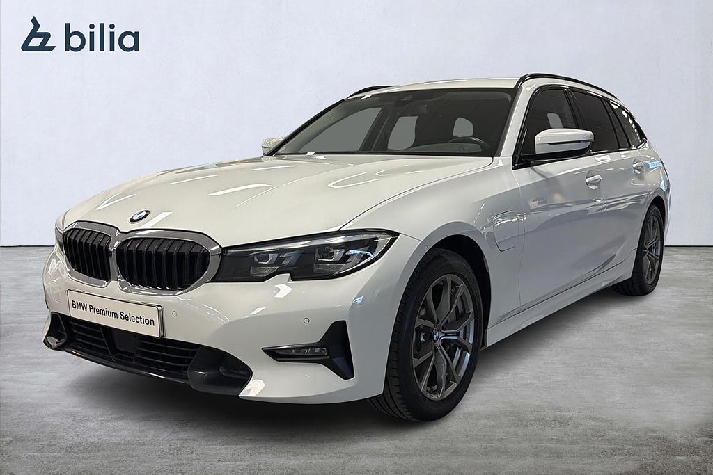 BMW 330e Touring Sportline | Aktiv farth. | PDC | 17" 