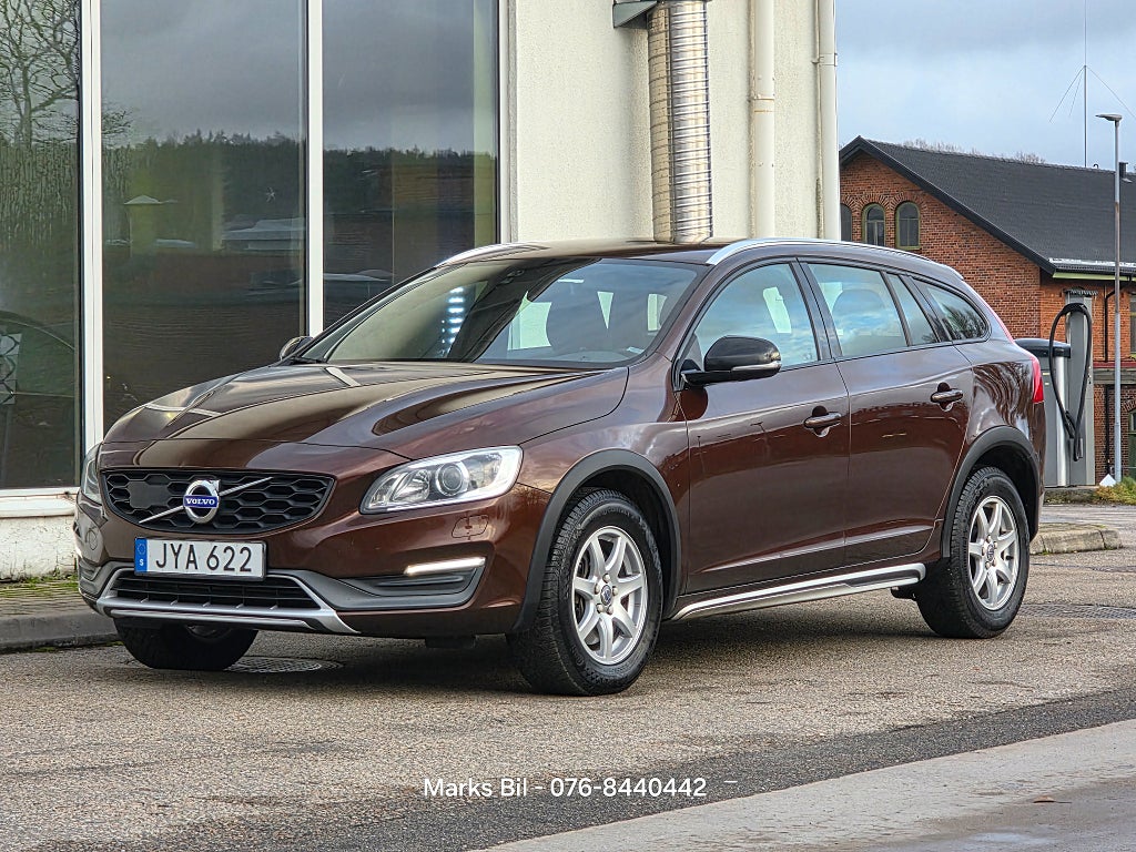 Volvo V60 Cross Country D4 Momentum 1 Brukare 