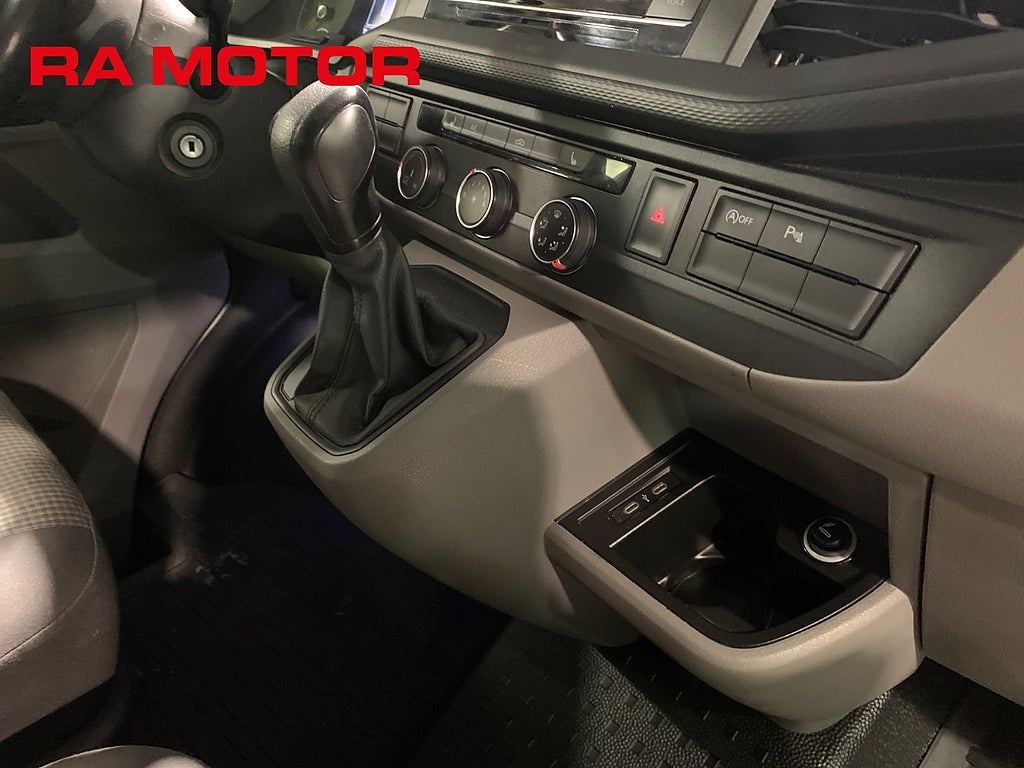 Volkswagen Transporter T30 2,0 TDI 150hk SCR Skåp DSG Värmare Drag Leasbar 2024