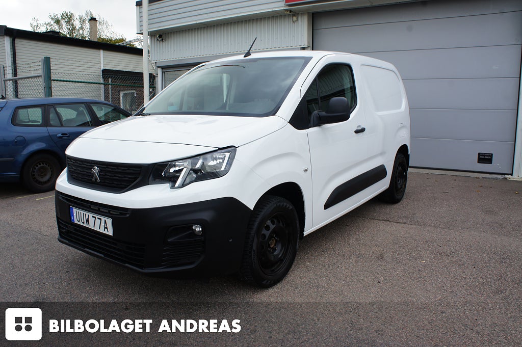 Peugeot Partner 1.2 PureTech 110HK Bensin EU6 Leasbar Ny Kamrem