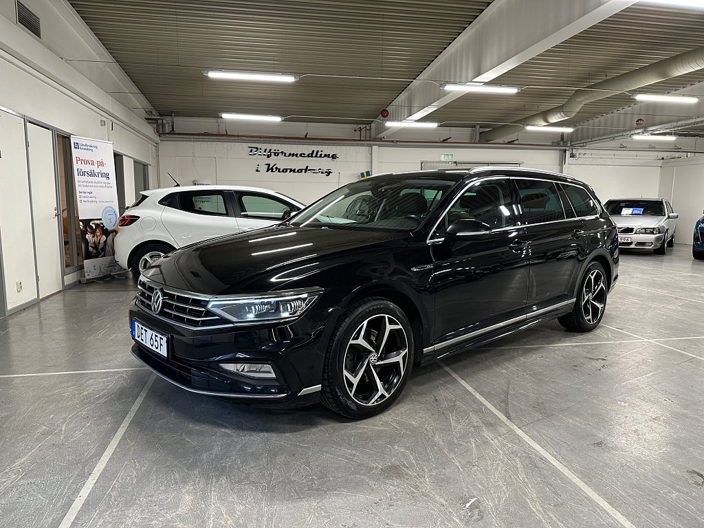 Volkswagen Passat Sportscombi 2.0 TDI R-Line Highline Adaptiv Drag Skinn