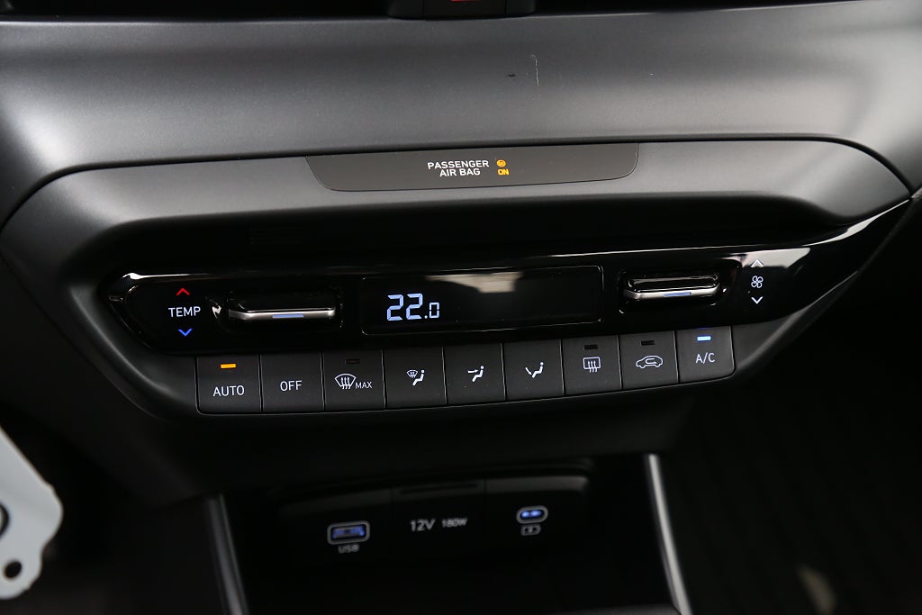 Hyundai i20 Essential 1.0 T-GDI 100HK Automat Kamera Moms