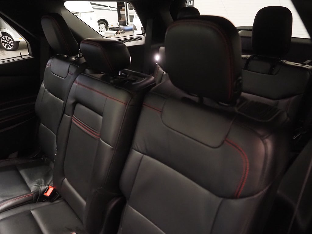 Ford Explorer Plug-In Hybrid ST-Line 360 B&O Drag Navi Skinn