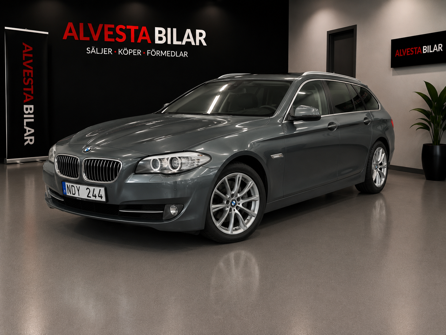 BMW 525 2013, bild 2/43