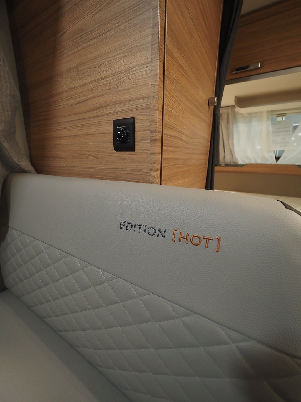 Weinsberg CaraOne 390 QD  Edition Hot