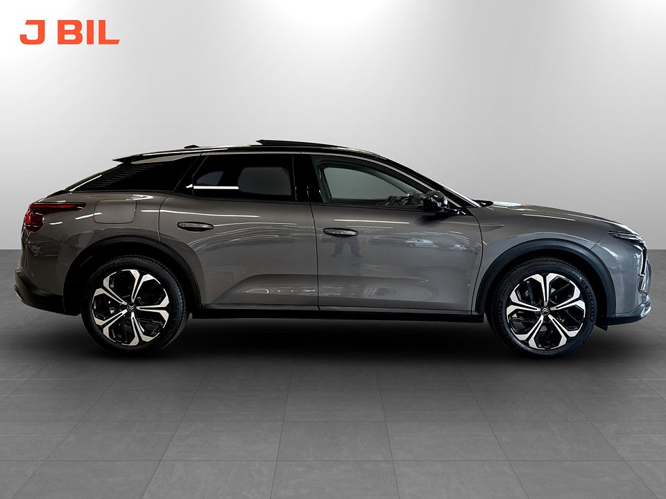 Bild på Citroën C5X Shine Exclusive 1.6 PT 180hk Aut PANO 360-KAMERA DRAG 