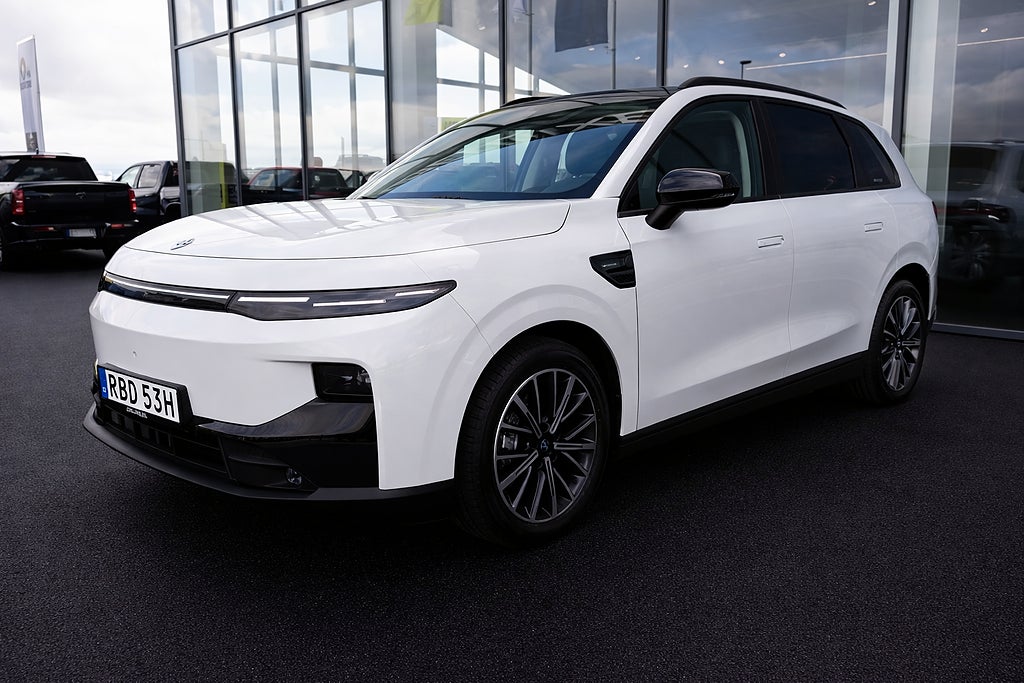 Leapmotor B10 ProMax Design 218hk 434km WLTP 4-års garanti