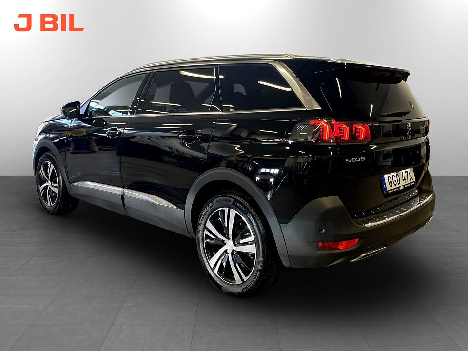 Bild på Peugeot 5008 GT 1.2 PT 130hk Aut 7-SITS B-KAMERA 