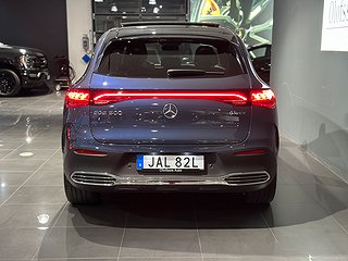 SUV Mercedes-Benz EQE 4 av 13