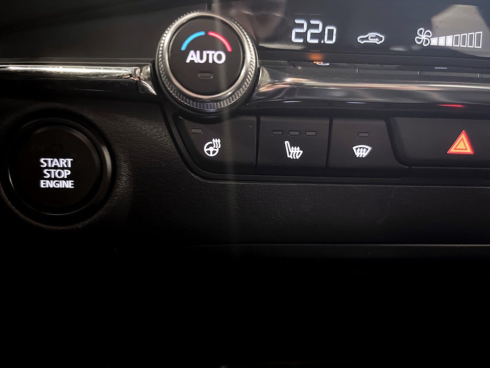 Bild på Mazda 3 Hatchback 2.0 SKYACTIV-G M 150hk B-KAMERA NAVI